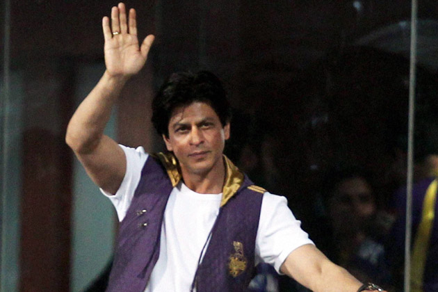 Will Shah Rukh Khan stop public smoking anytime soon